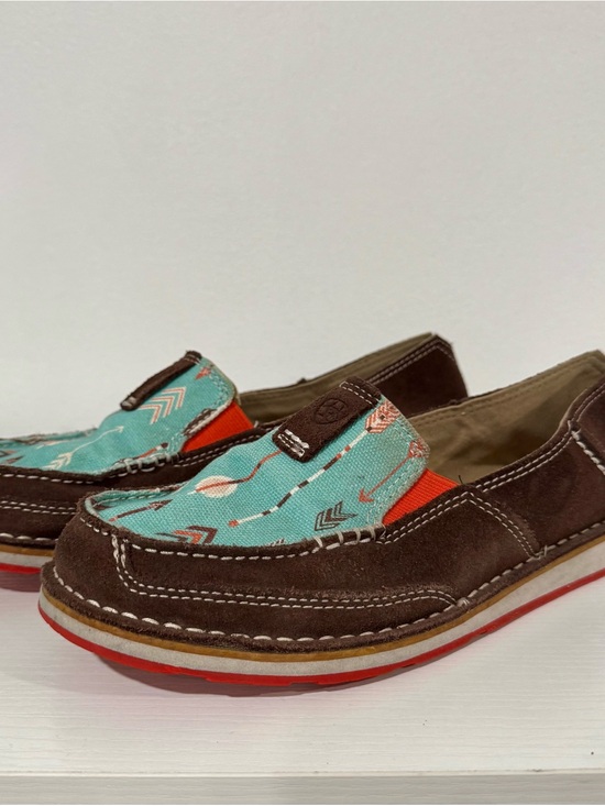 Ariat Shoes - Ariat Ladies Turquoise Leather Arrow Cruisers Canvas Slip-On Loafers Size 9